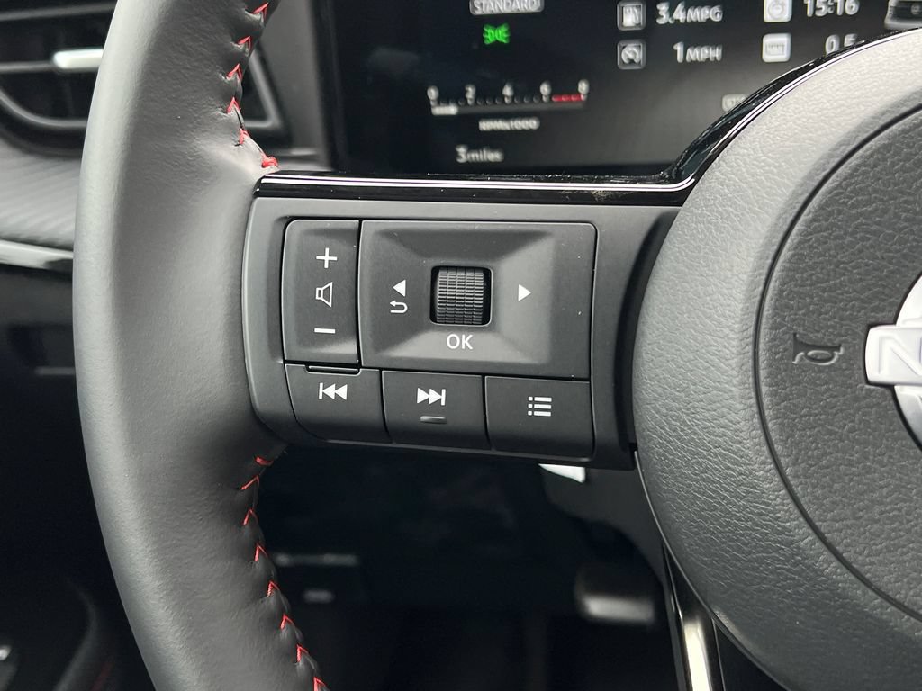 New 2026 Nissan Kicks SR w/ Cold Weather Package AWD/4WD image 24