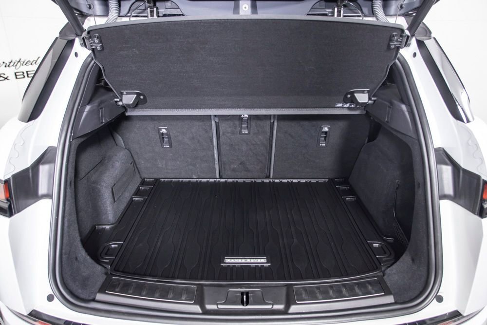 Used 2020 Land Rover Range Rover Evoque R-Dynamic HSE image 9