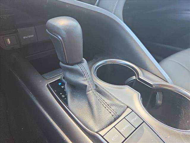 Used 2024 Toyota Camry SE w/ Convenience Package FWD image 13
