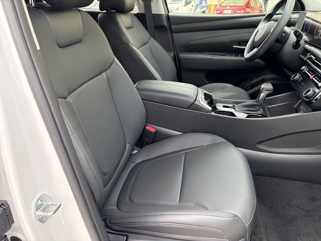 New 2026 Hyundai Tucson SEL Plus FWD image 18
