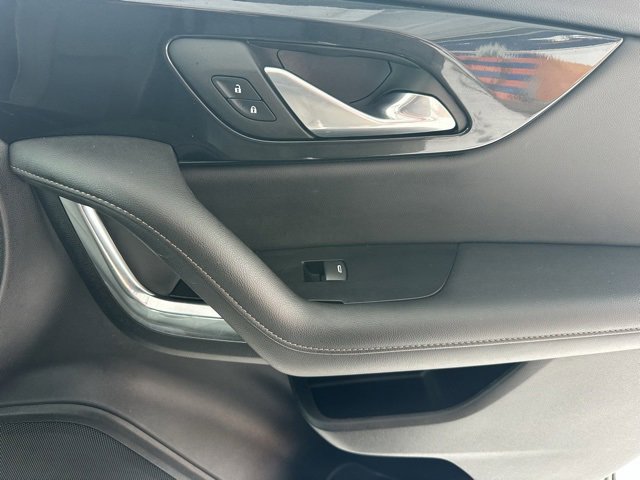 Certified 2023 Chevrolet Blazer Premier w/ Driver Confidence II Package image 17