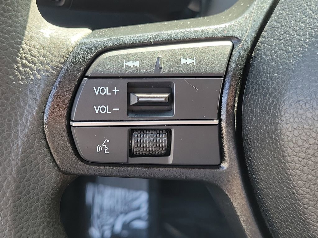 Certified 2025 Honda Accord LX image 22