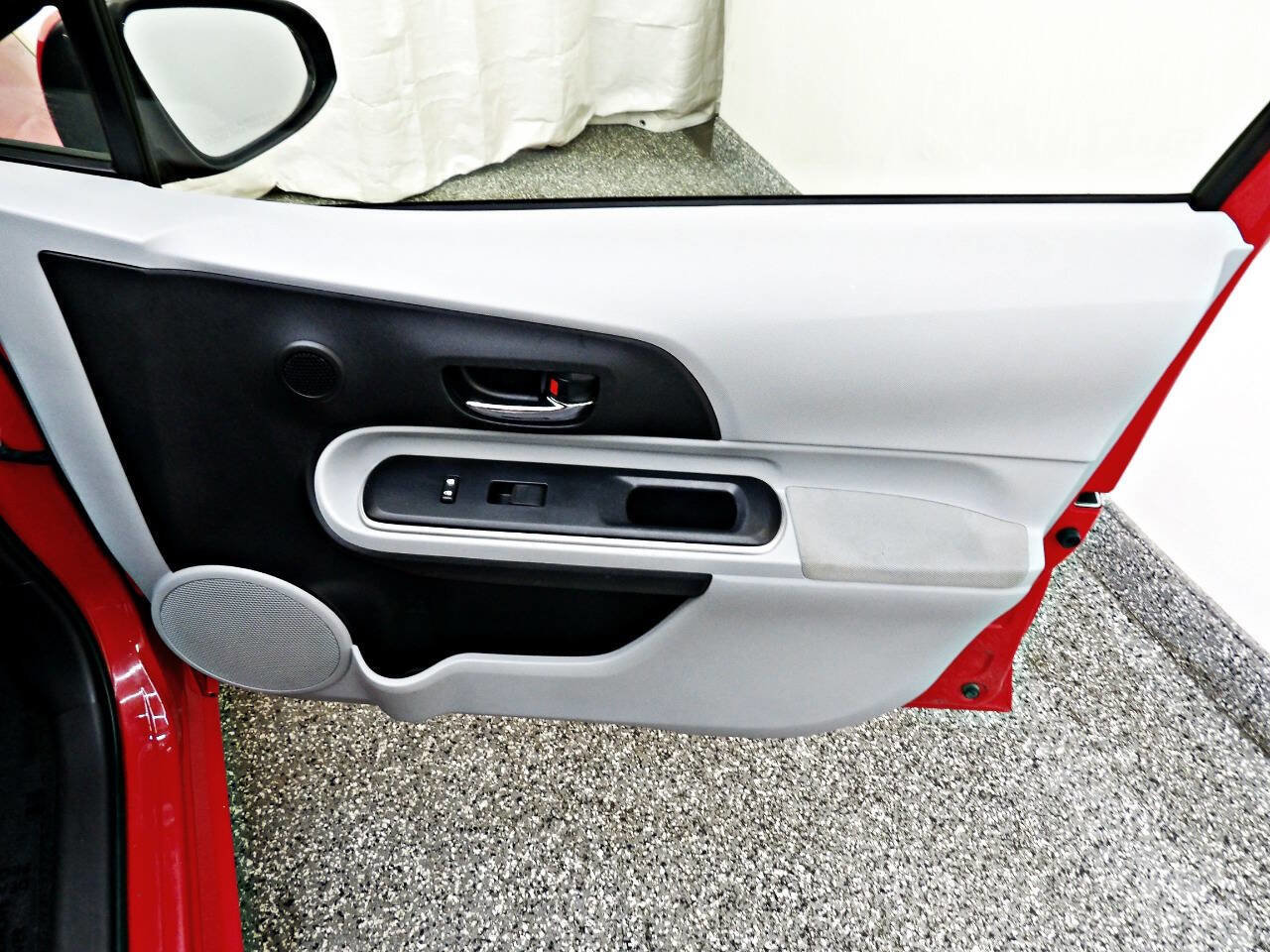 Used 2014 Toyota Prius C Two image 11