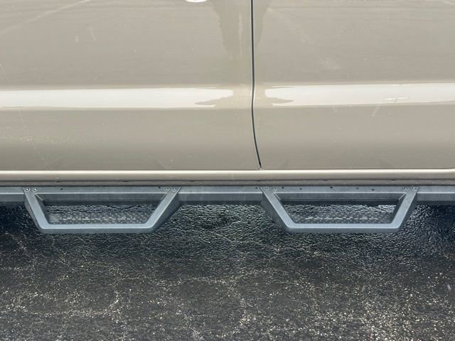 Used 2023 Nissan Frontier PRO-4X w/ Technology Package image 11