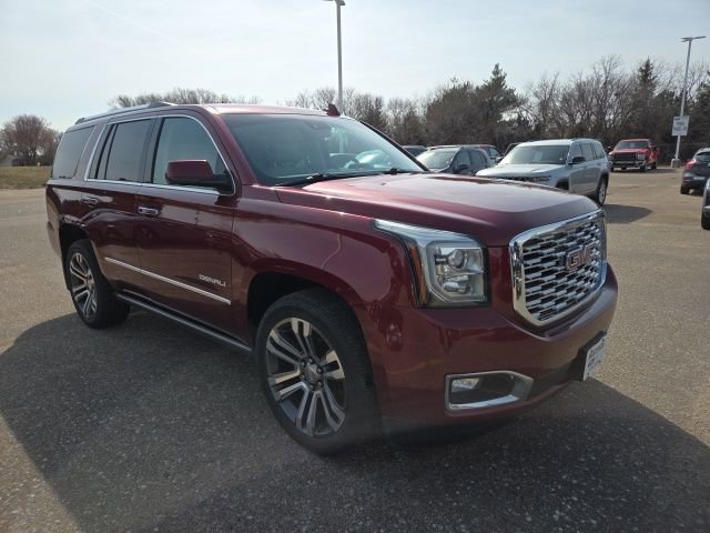 Used 2018 GMC Yukon Denali w/ Denali Ultimate Package AWD/4WD image 9