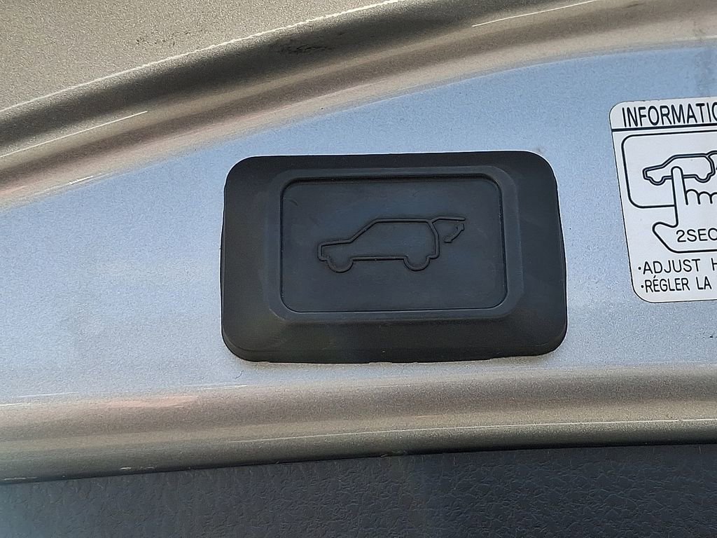 Used 2018 Toyota RAV4 Limited w/ All Weather Liner Package image 29