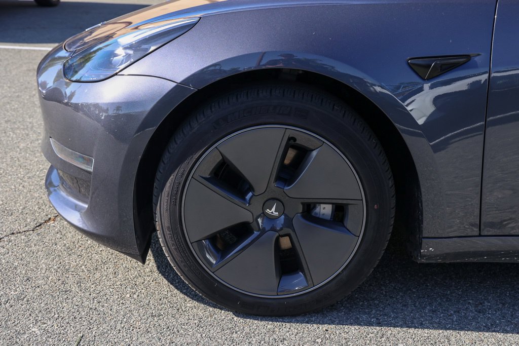 Used 2023 Tesla Model 3 Standard Range RWD image 11