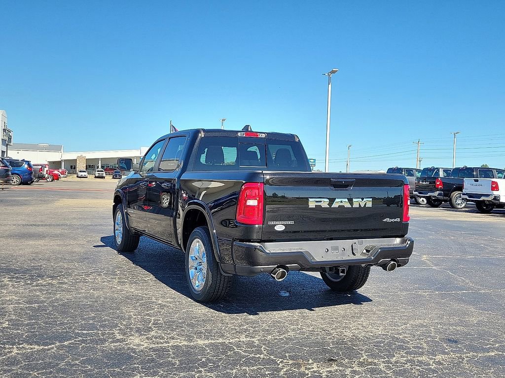 New 2026 RAM 1500 4x4 Crew Cab image 4