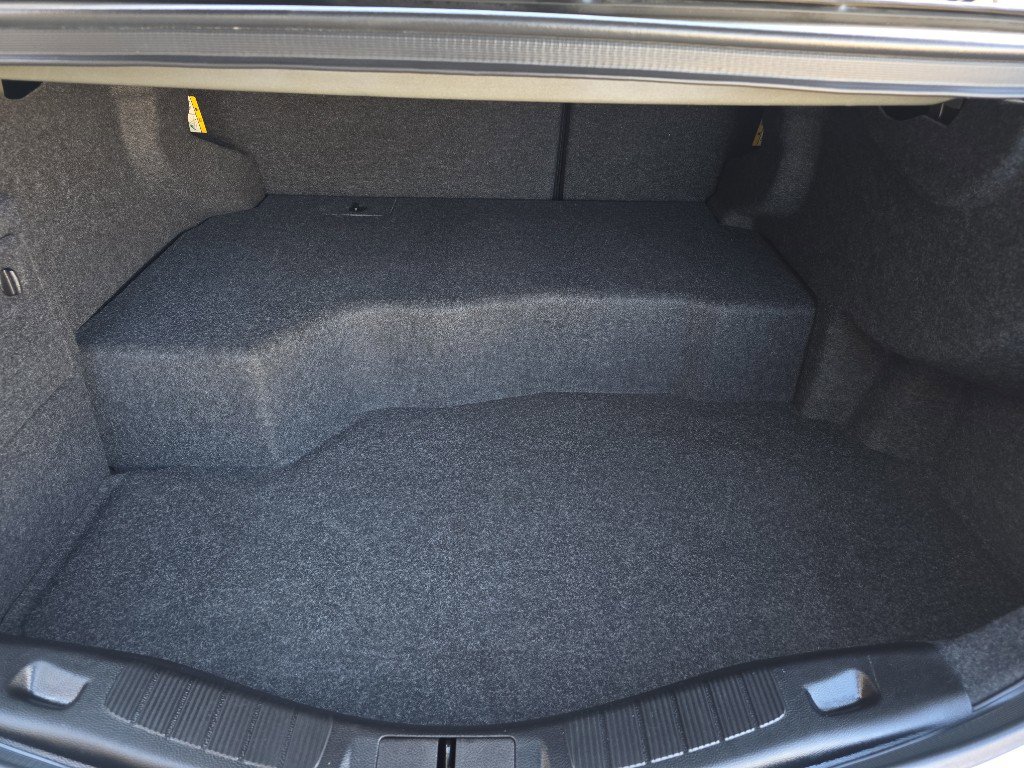 Used 2018 Ford Fusion S FWD image 12
