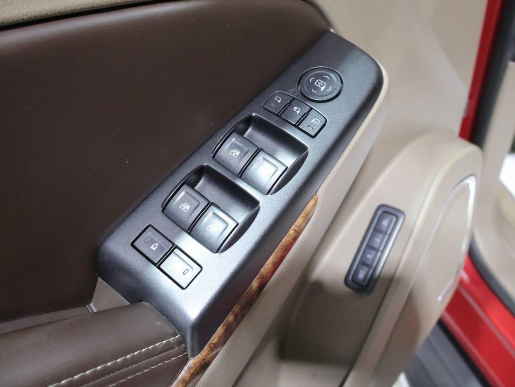 Used 2015 Chevrolet Suburban LTZ AWD/4WD image 15
