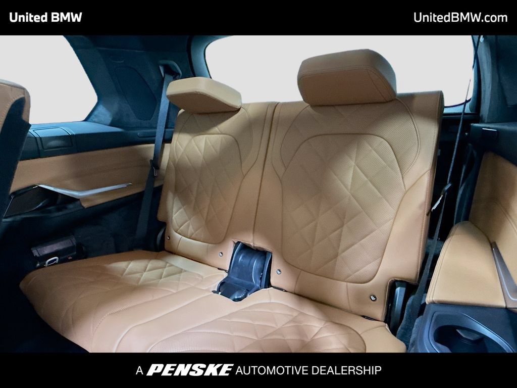 New 2027 BMW X7 xDrive40i w/ Executive Package AWD/4WD image 14