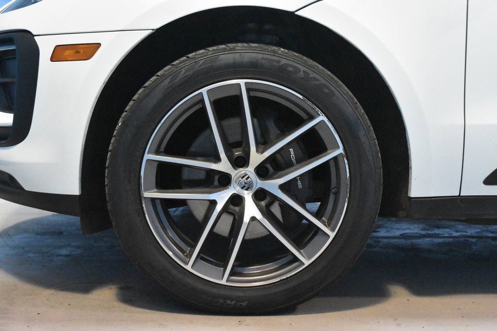 Used 2022 Porsche Macan image 27