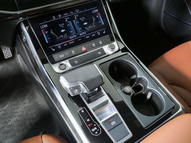 Used 2023 Audi Q8 Premium Plus AWD/4WD image 19