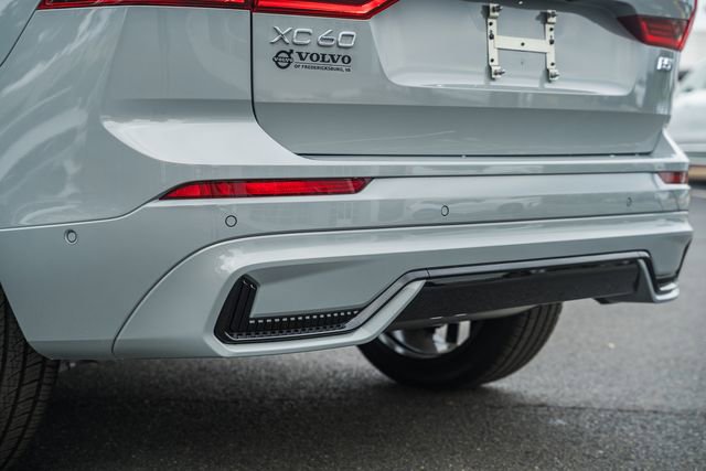 New 2026 Volvo XC60 B5 Ultra w/ Climate Package AWD/4WD image 9