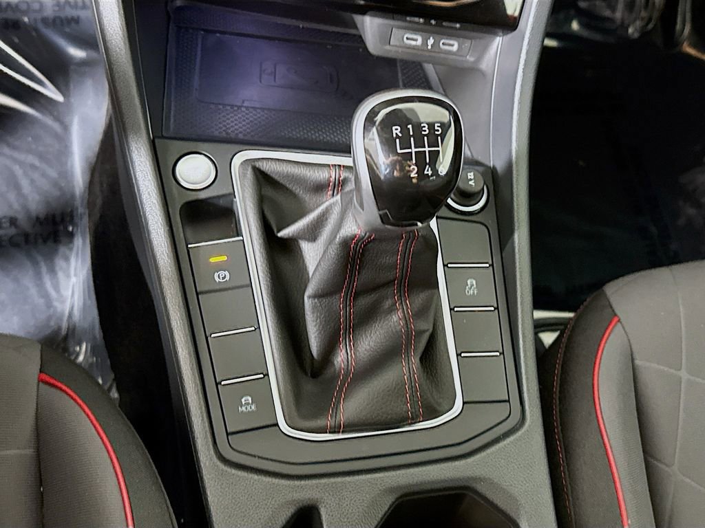 Used 2024 Volkswagen Jetta GLI 40th Anniversary Edition FWD image 8