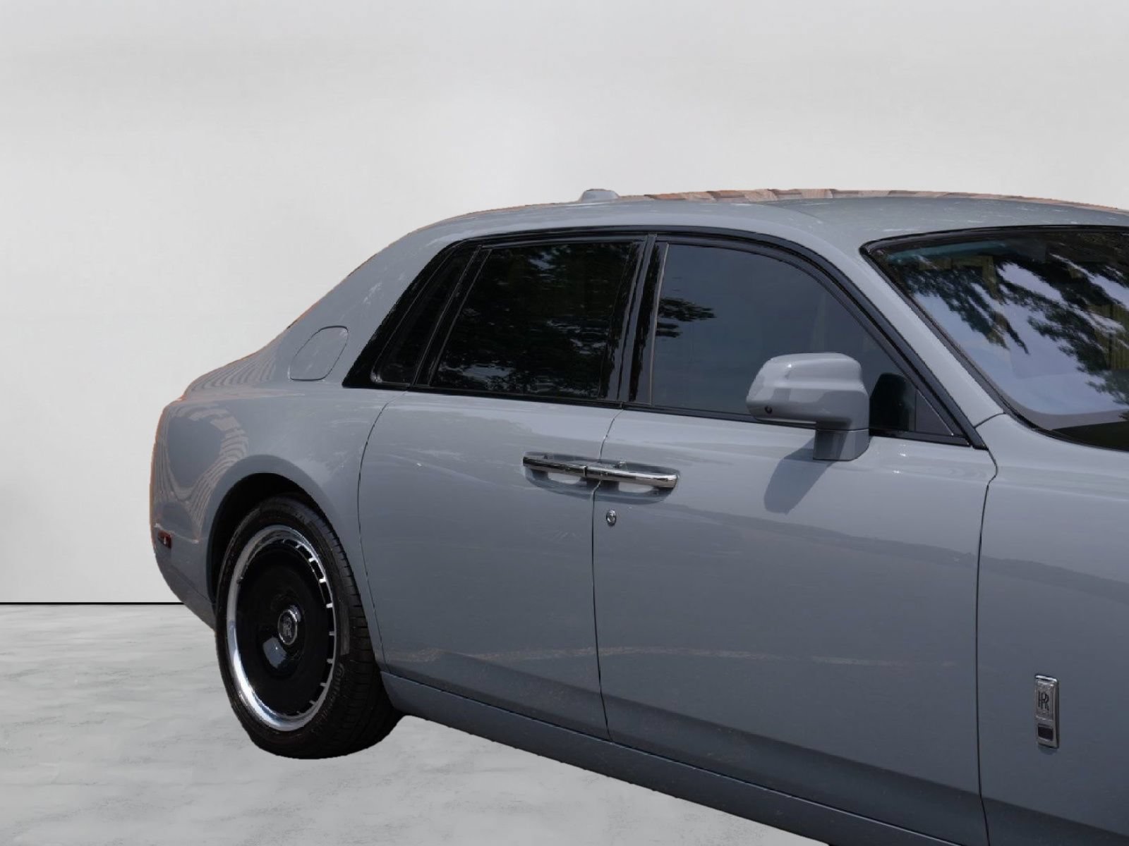 Certified 2024 Rolls-Royce Phantom Sedan w/ The Phantom Package RWD image 3