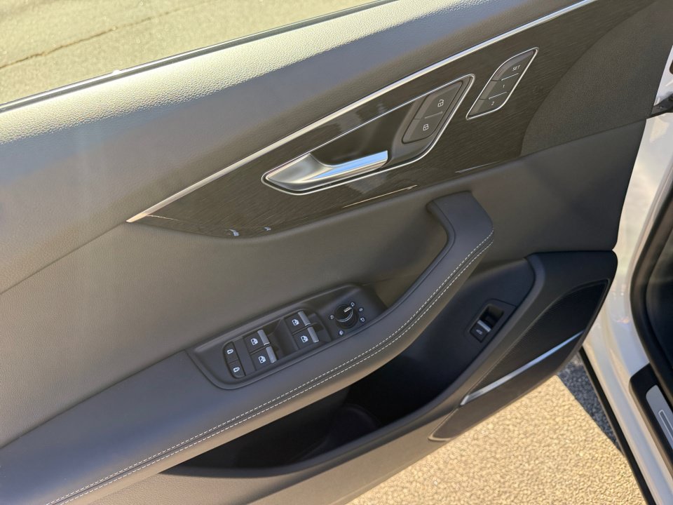 New 2026 Audi Q8 Premium Plus AWD/4WD image 32