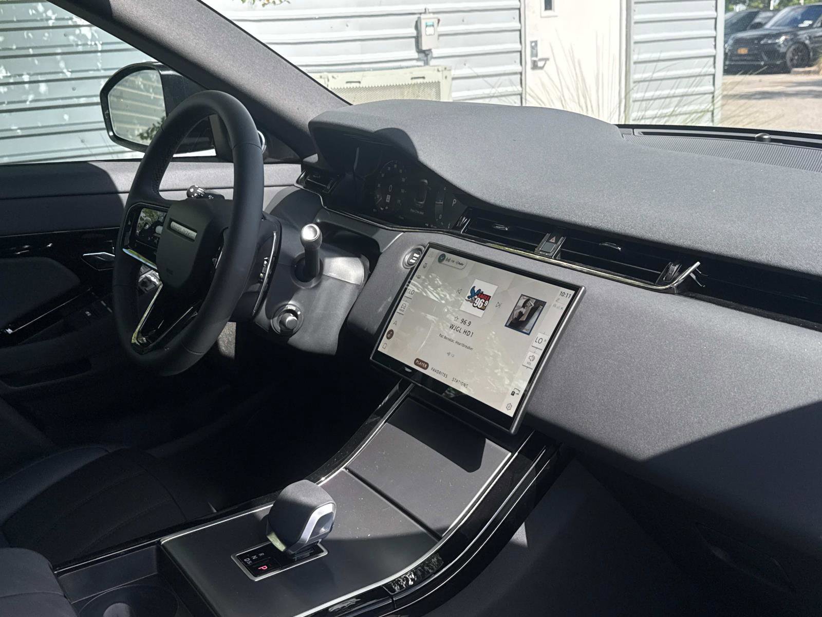 New 2026 Land Rover Range Rover Evoque S image 10