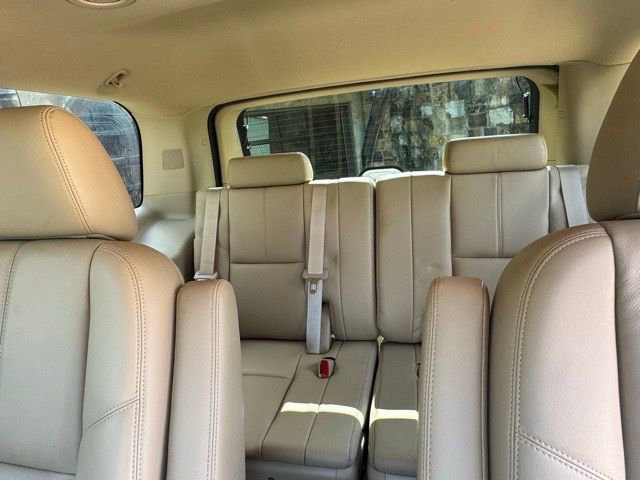 Used 2011 Chevrolet Tahoe LT RWD image 50