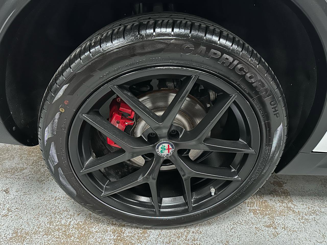 Used 2019 Alfa Romeo Stelvio Ti Sport w/ Quick Order Package 22S Sport image 22