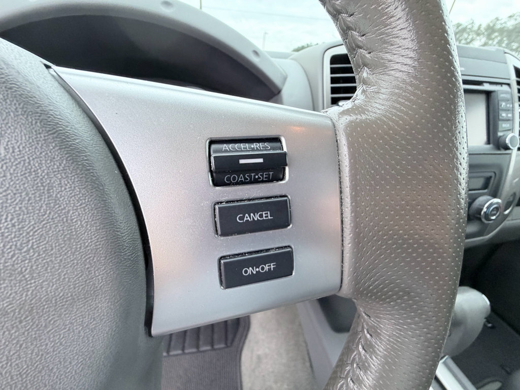 Used 2017 Nissan Frontier SL image 14