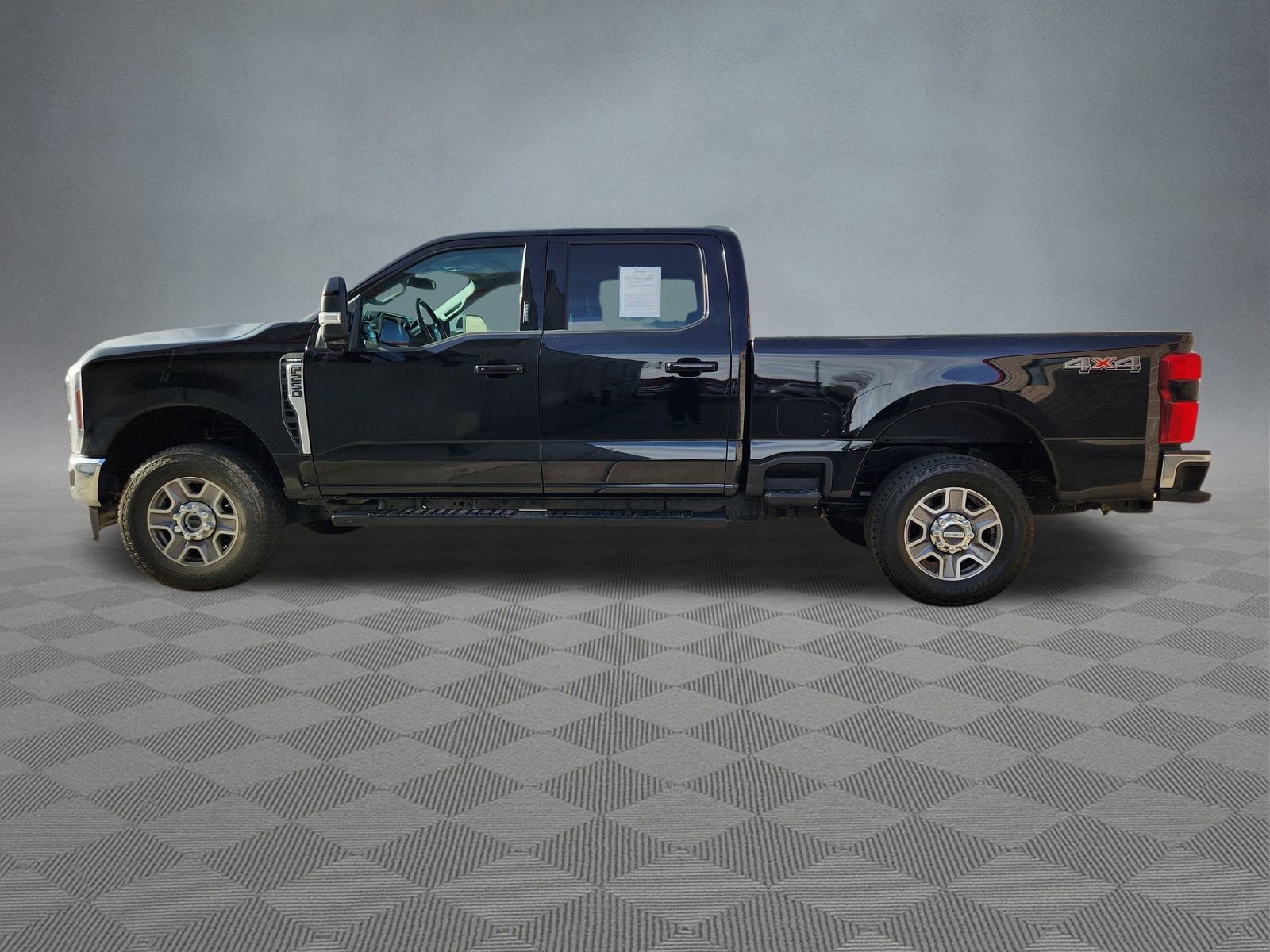 Used 2024 Ford F250 Lariat image 4