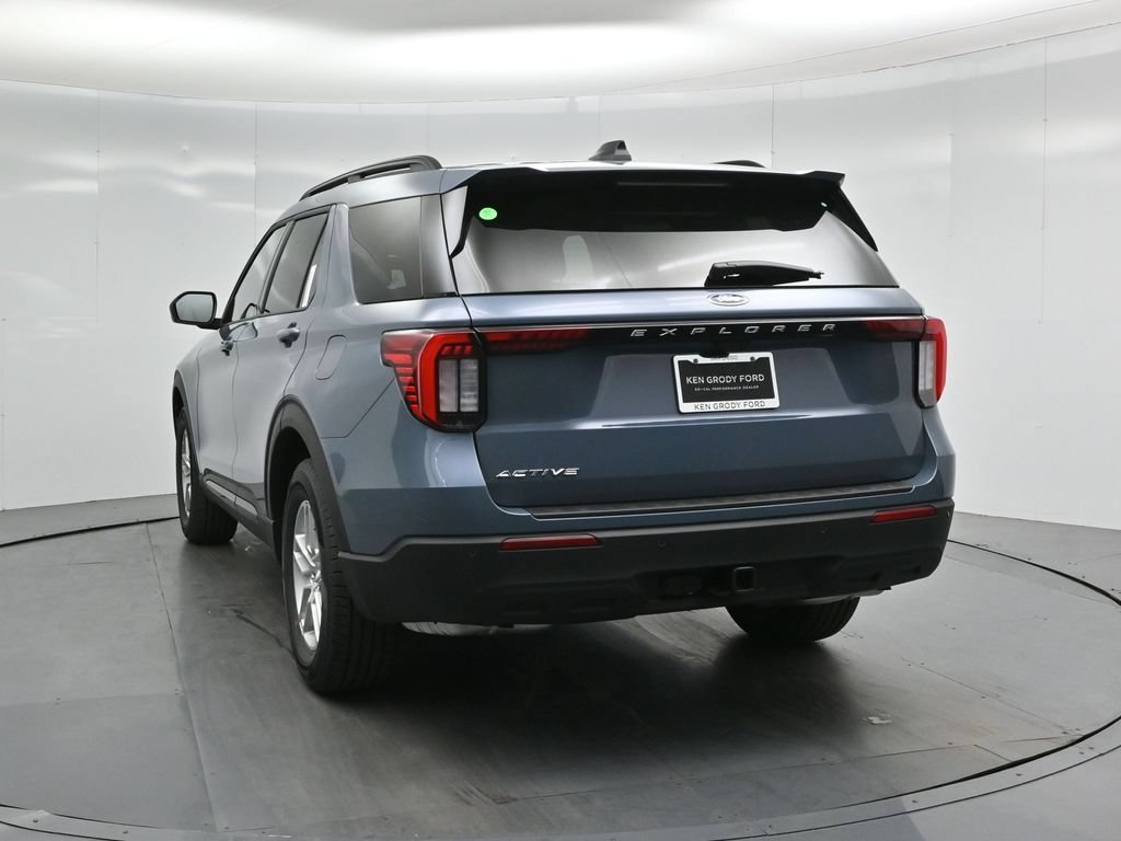 New 2026 Ford Explorer Active RWD image 26