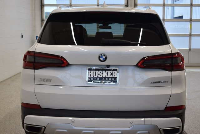 Used 2019 BMW X5 xDrive40i w/ Convenience Package AWD/4WD image 11