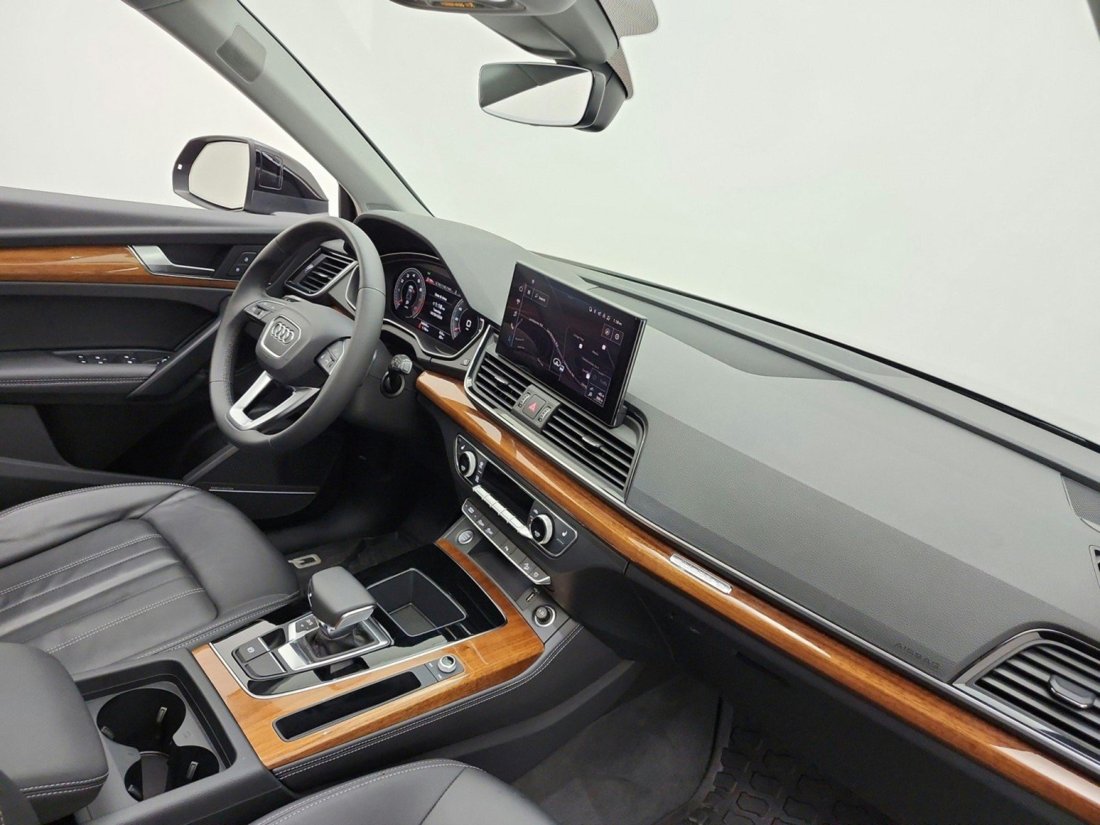 Used 2023 Audi Q5 2.0T Premium Plus AWD/4WD image 19