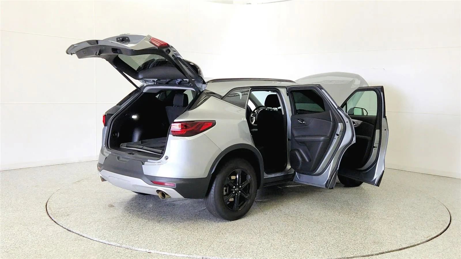 Used 2023 Chevrolet Blazer LT w/ Convenience Package image 12