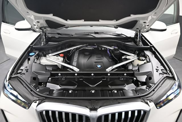 Used 2026 BMW X5 xDrive40i w/ Premium Package AWD/4WD image 20