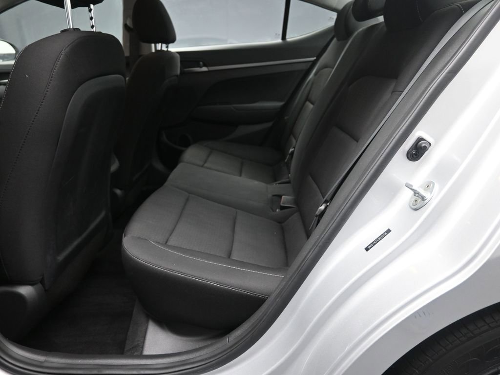 Used 2018 Hyundai Elantra SE w/ Cargo Package image 19