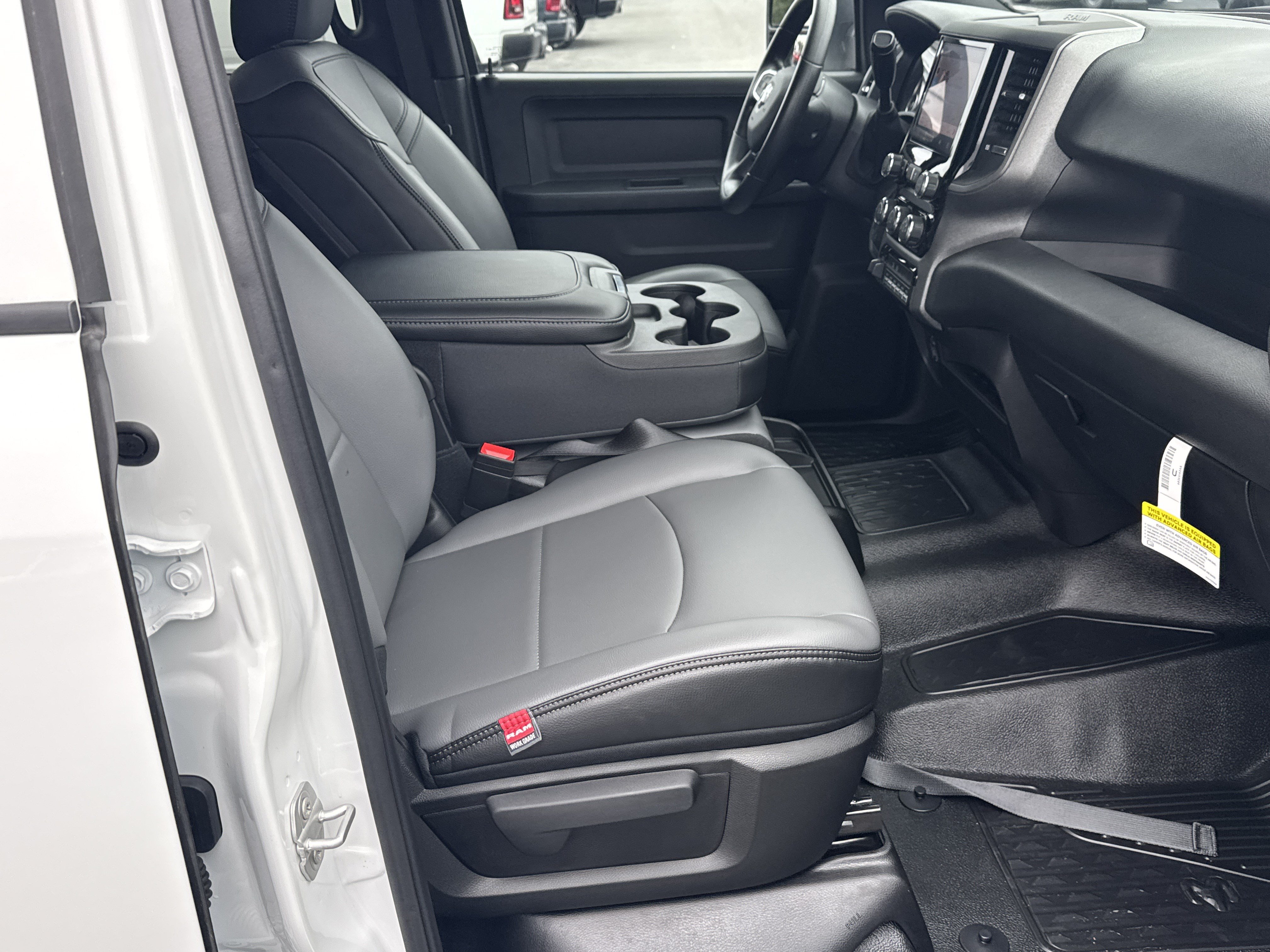 New 2026 RAM 5500 Tradesman w/ Chrome Appearance Group AWD/4WD image 16