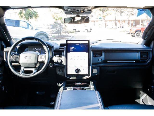Certified 2023 Ford Expedition Platinum image 12