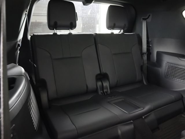 New 2026 Lexus LX 700h Luxury w/ Appearance Package AWD/4WD image 24