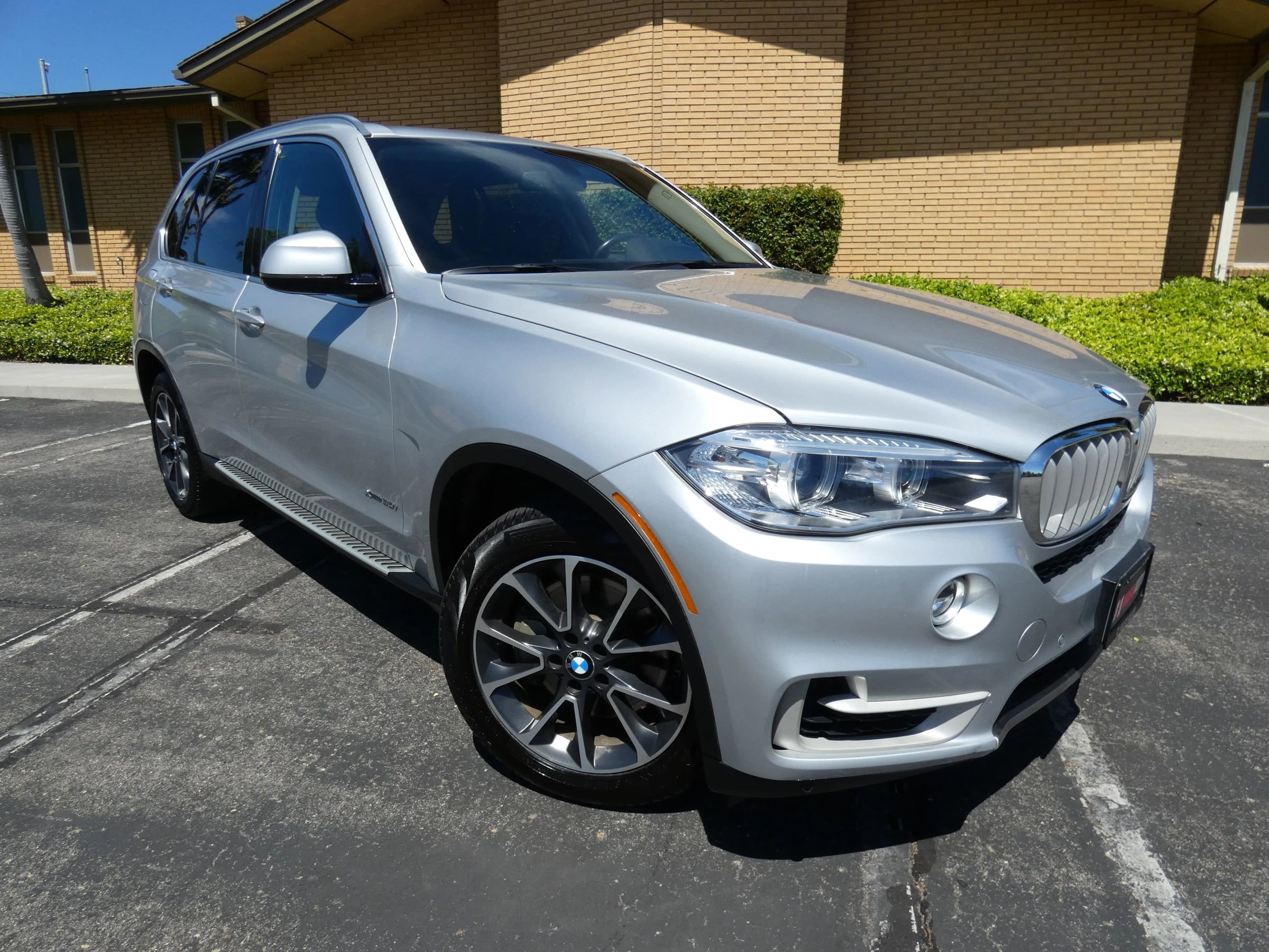 Used 2015 BMW X5 xDrive50i image 5
