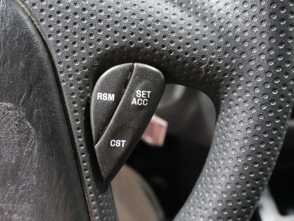 Used 2007 Ford Escape XLS image 27