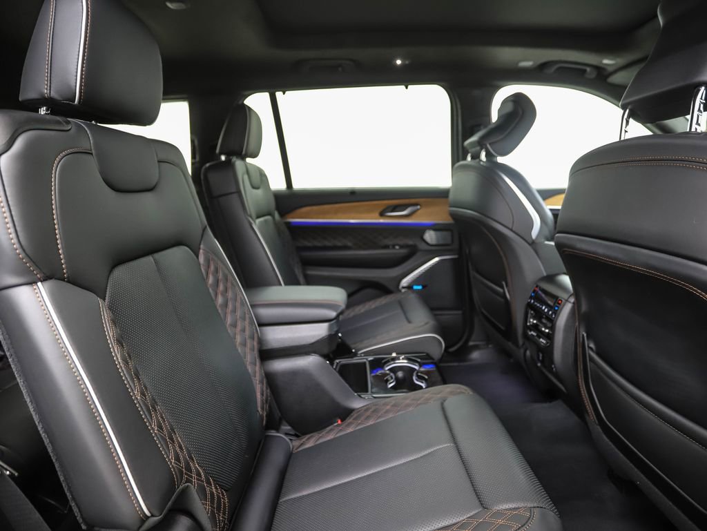 Used 2023 Jeep Grand Cherokee L Summit image 28