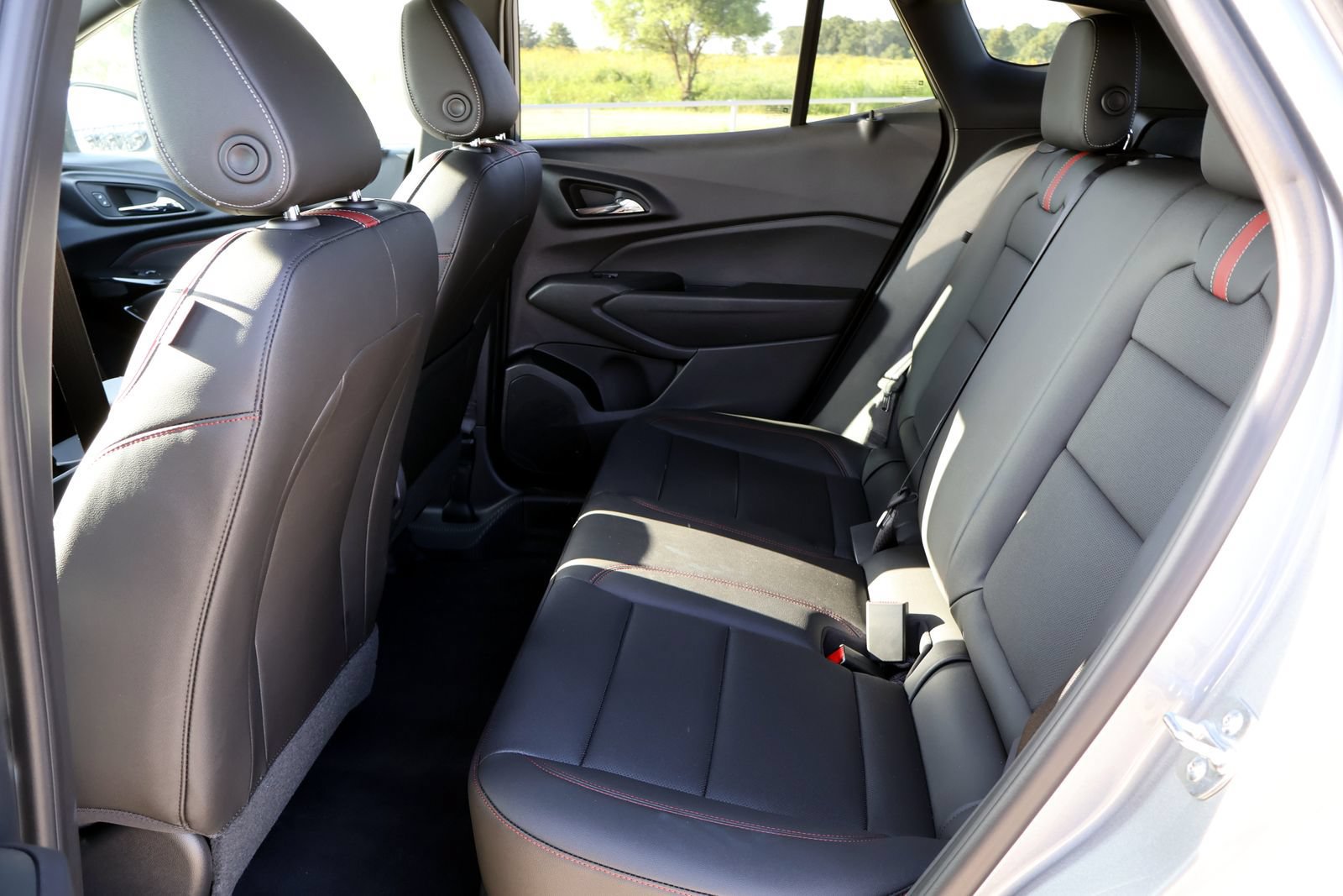 New 2026 Chevrolet Trax RS w/ Driver Confidence Package FWD image 7