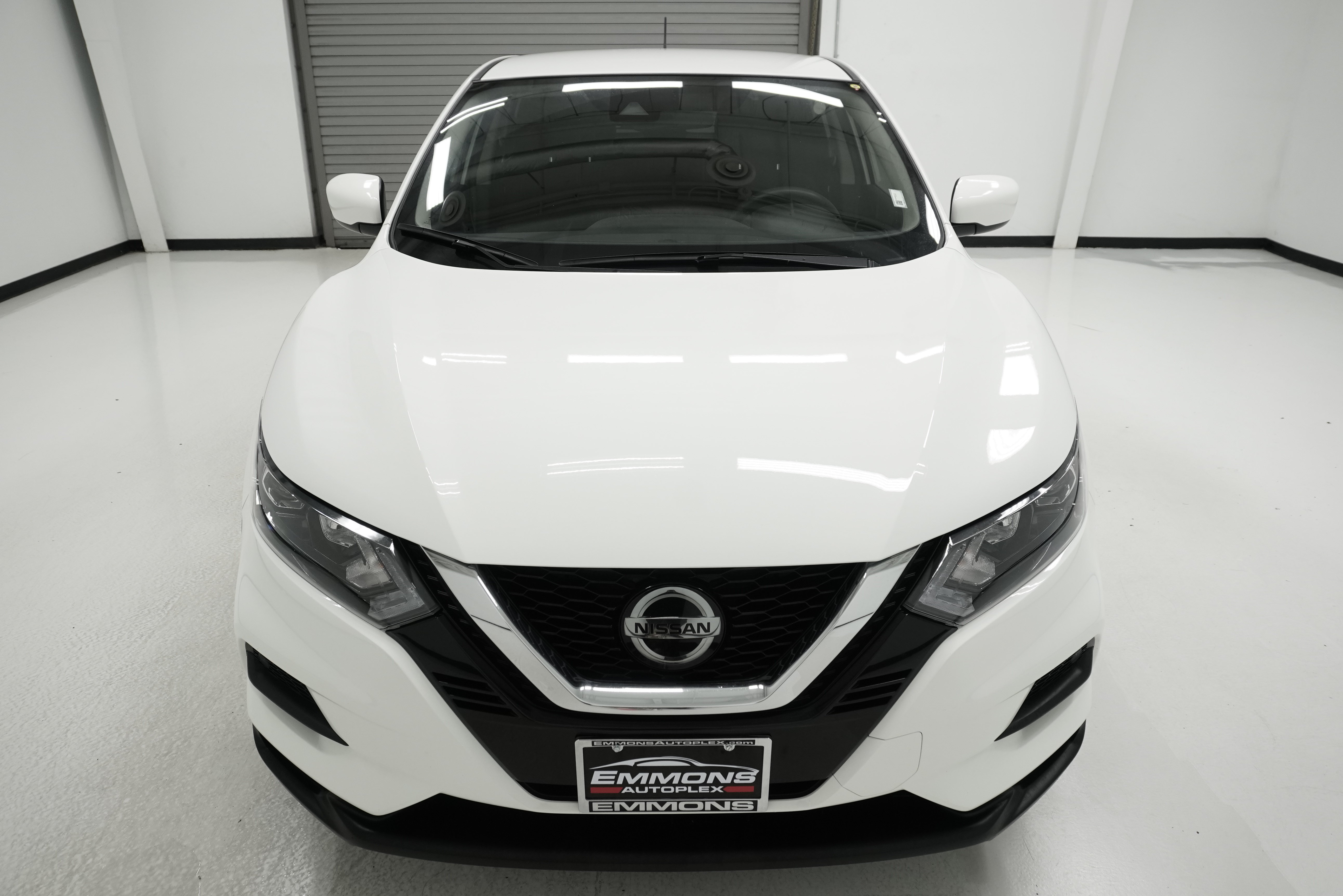 Used 2022 Nissan Rogue Sport S FWD image 2