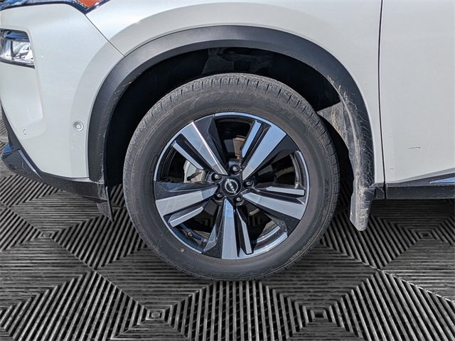 Certified 2022 Nissan Rogue SL w/ SL Premium Package image 9
