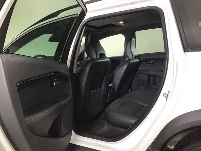 Used 2016 Volvo XC70 T5 Platinum w/ Climate Package image 21