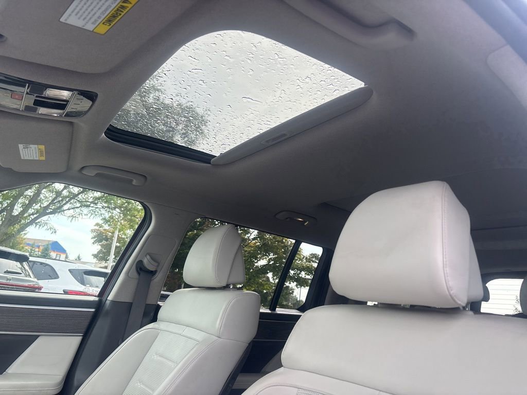 Used 2024 Hyundai Santa Fe Limited image 14