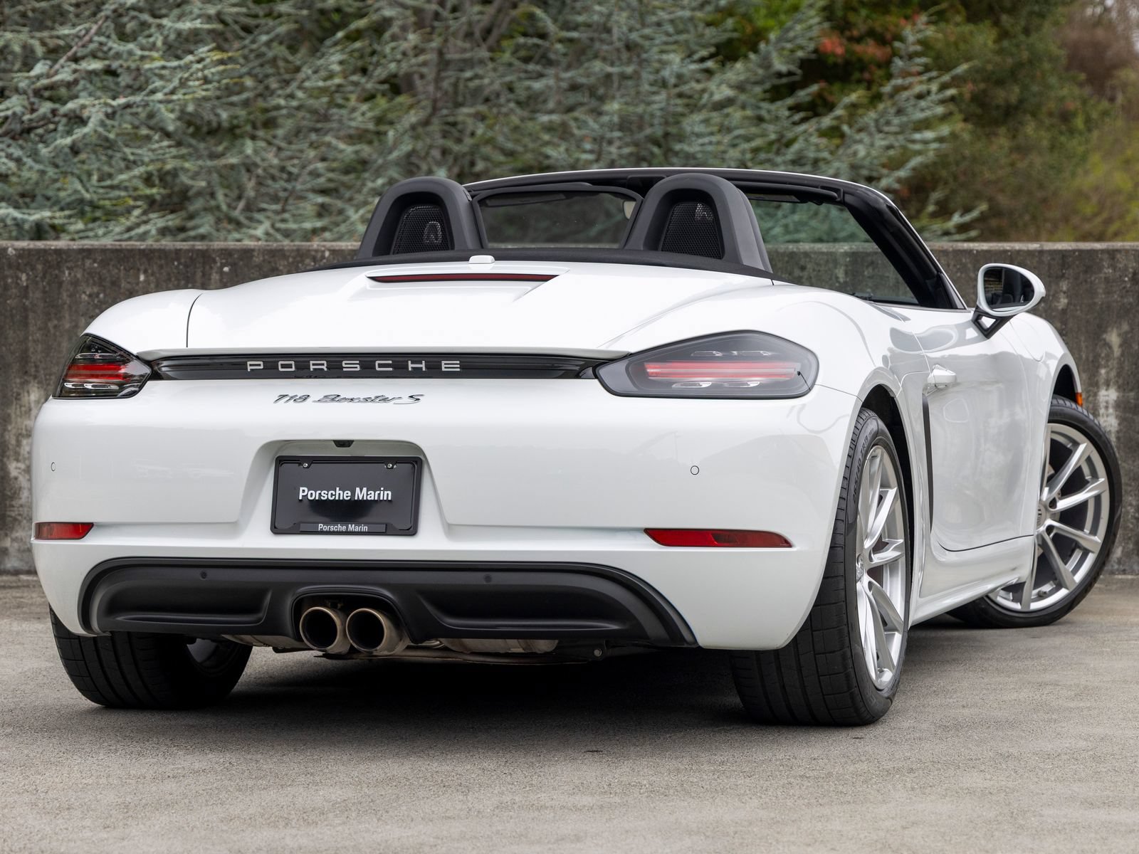 Used 2021 Porsche 718 Boxster S RWD image 11