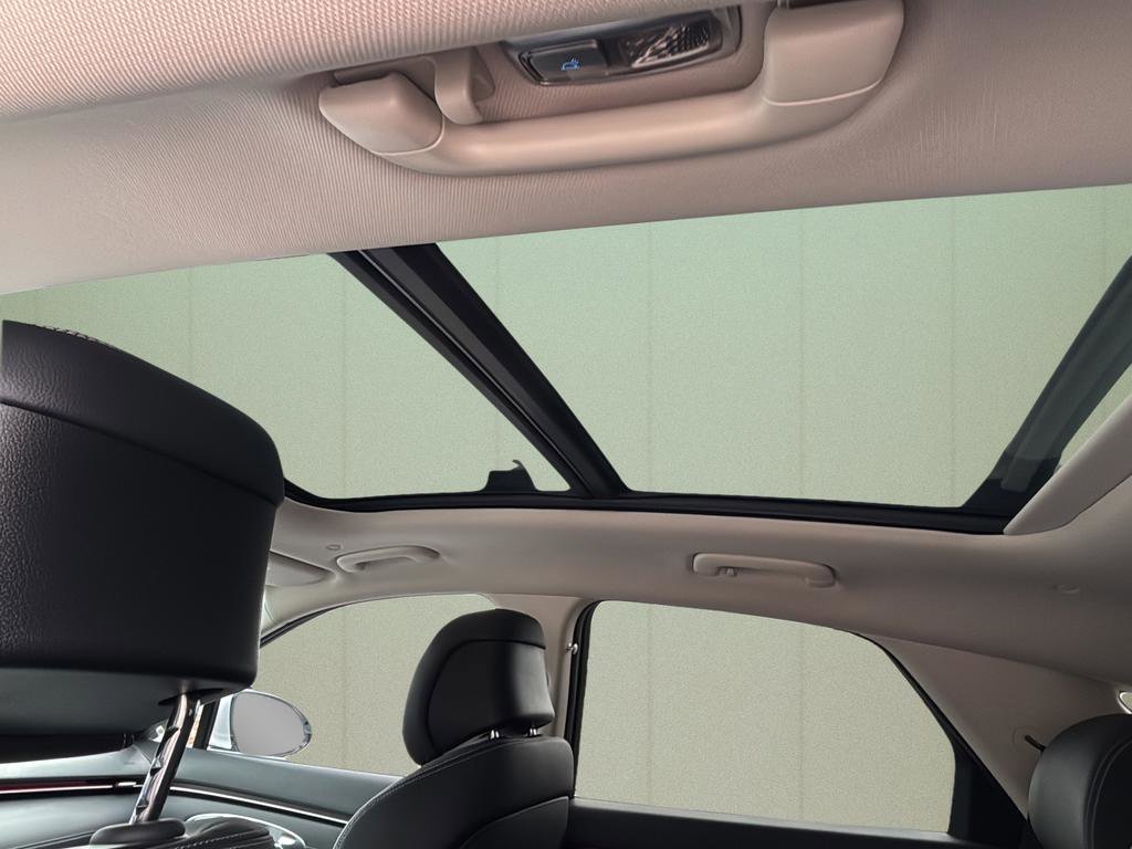 Certified 2026 Genesis GV70 2.5T Advanced image 36