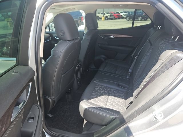 Used 2023 Buick Envision Avenir AWD/4WD image 17