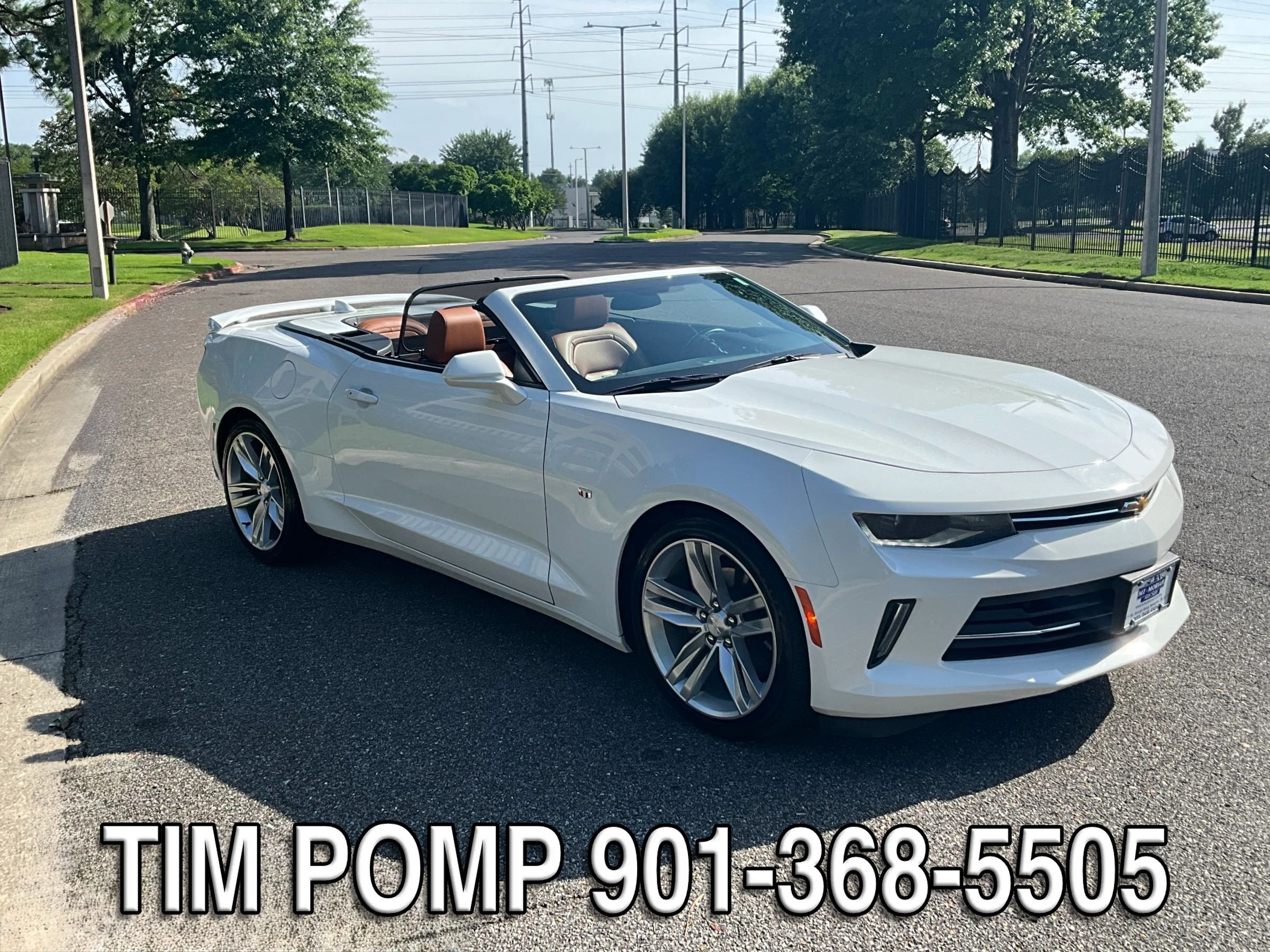 Used 2017 Chevrolet Camaro LT w/ RS Package RWD image 4