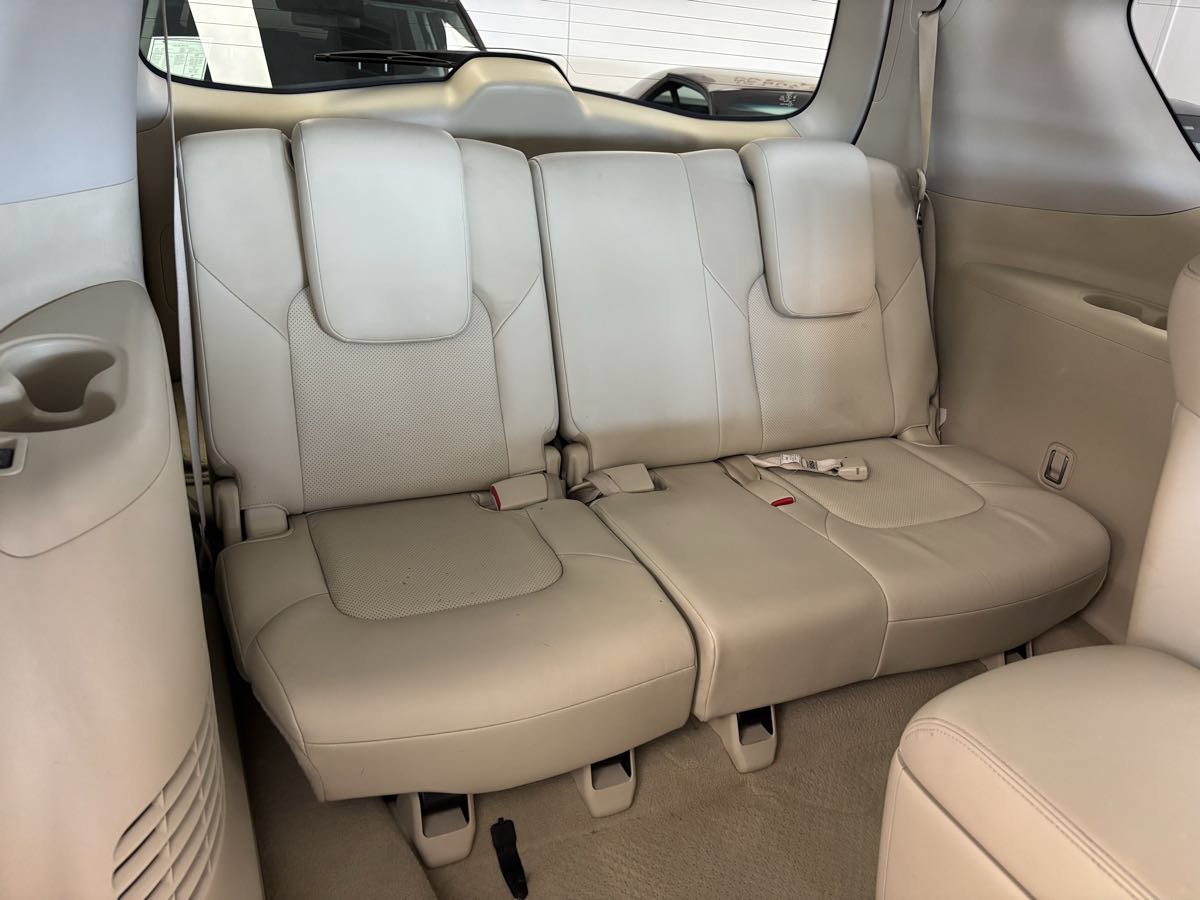 Used 2014 INFINITI QX80 2WD w/ Deluxe Touring Package image 29