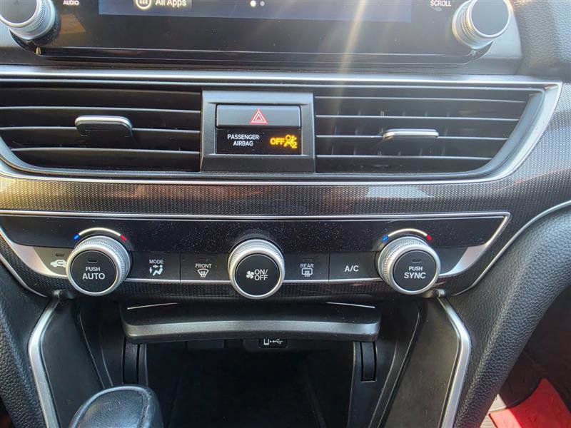 Used 2018 Honda Accord Sport image 32