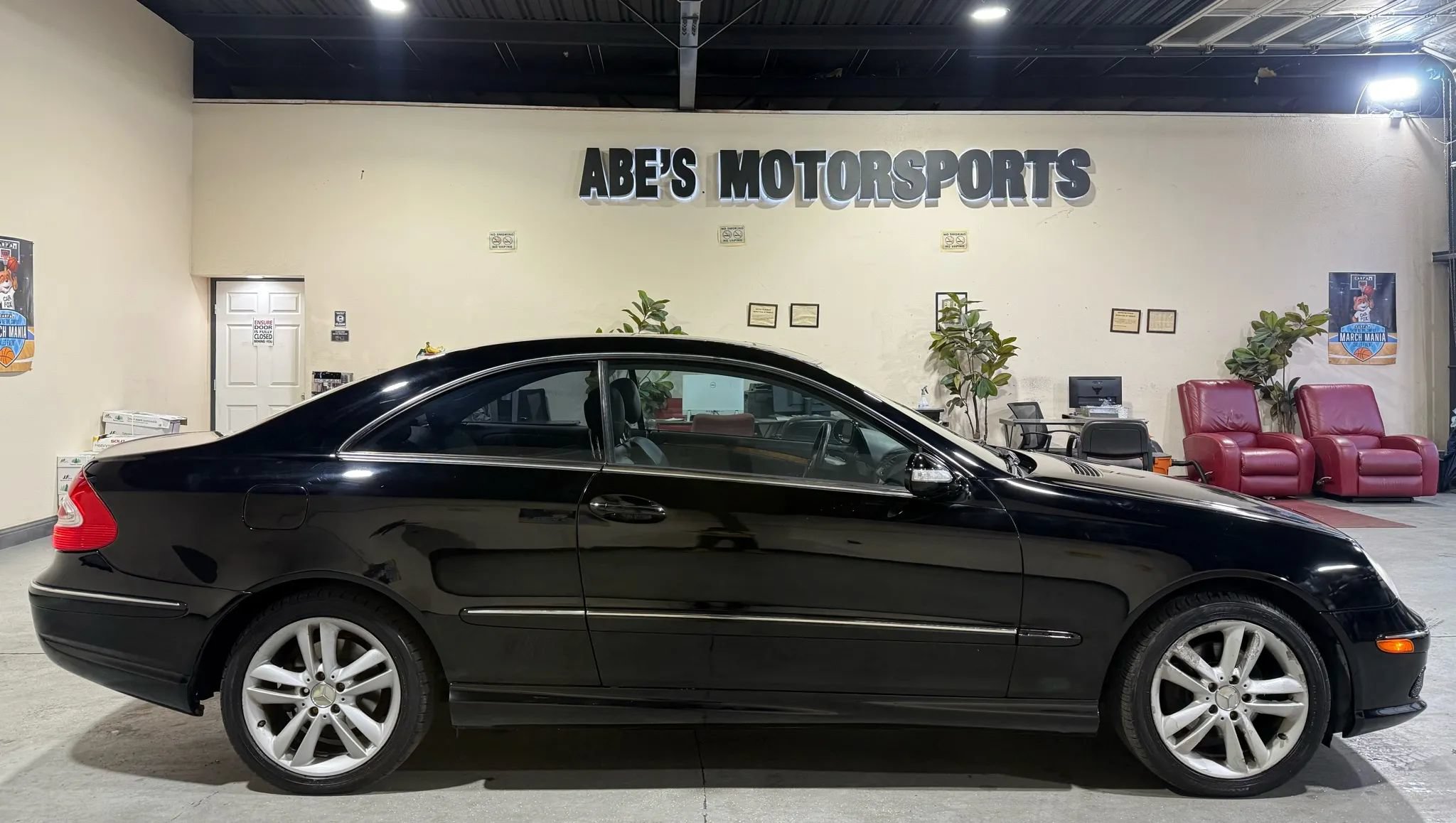 Used 2006 Mercedes-Benz CLK 350 Coupe image 8
